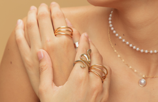 Gold vs. Silver: Which Metal Best Matches Your Natural Glow?