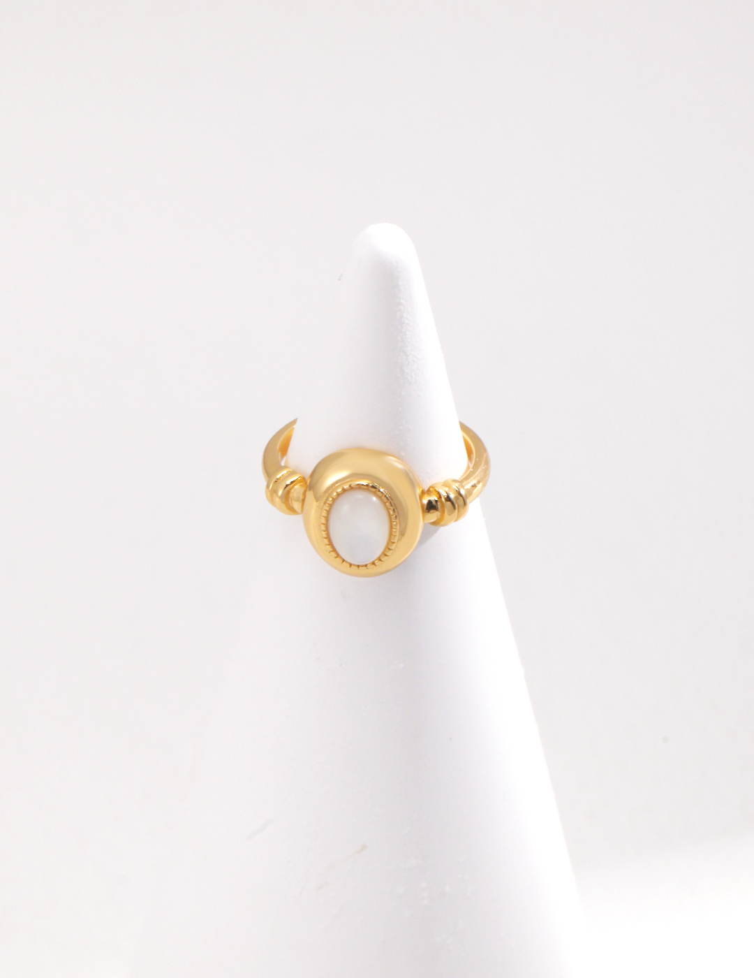 Aprielle Jewelry Mother-of-Pearl Sterling Silver Ring