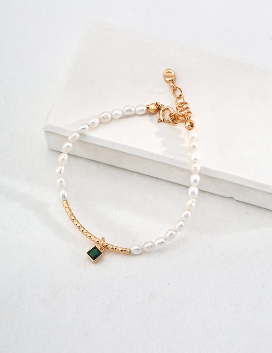 Pearl Bracelet with Green Zircon Pendant