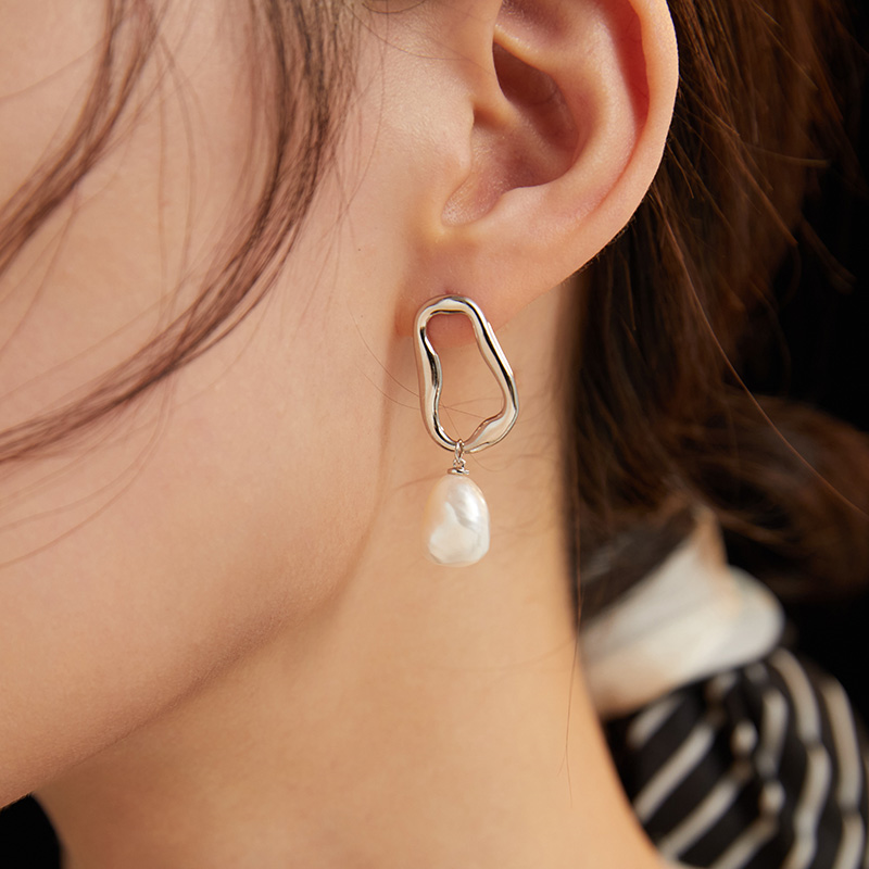 Aprielle Jewelry Baroque Pearl Drop Earrings
